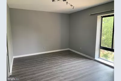 6141 Leesburg Pike #509, Falls Church, VA 22041 - Photo 13