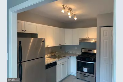 6141 Leesburg Pike #509, Falls Church, VA 22041 - Photo 5