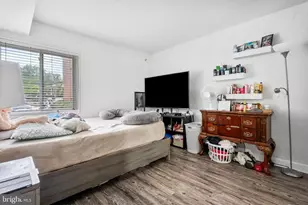 1423 Northgate Square, Reston, VA 20190 - Photo 7