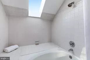7561 Chrisland Cv Cove, Falls Church, VA 22042 - Photo 31