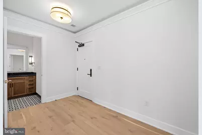 6718 Lowell Avenue #801, McLean, VA 22101 - Photo 5