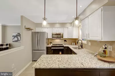 11992 Sentinel Point Court, Reston, VA 20191 - Photo 15