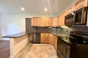 9709 Kings Crown Ct, Fairfax, VA 22031 - Photo 9