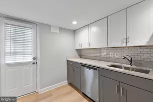 3709 Heather Ct, Alexandria, VA 22310 - Photo 23