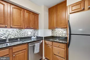 5901 Mt Eagle Dr, Alexandria, VA 22303 - Photo 3