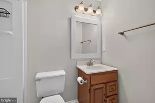 7319 Golden Horseshoe Ct, Springfield, VA 22153 - Photo 27