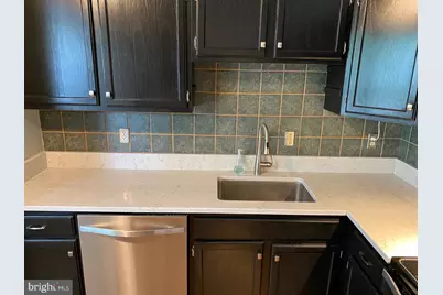 9617 Pierrpont Street, Burke, VA 22015 - Photo 7