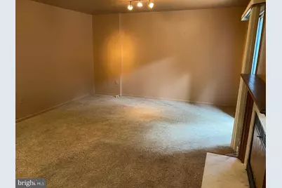 9617 Pierrpont Street, Burke, VA 22015 - Photo 27