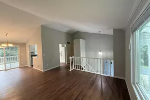 3852 Beech Down Dr, Chantilly, VA 20151 - Photo 3