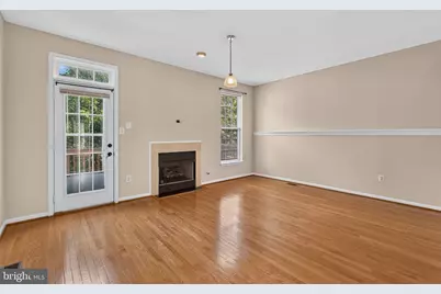 5950 Ians Way, Alexandria, VA 22315 - Photo 9