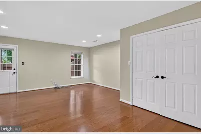 5950 Ians Way, Alexandria, VA 22315 - Photo 5
