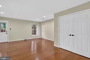 5950 Ians Way, Alexandria, VA 22315 - Photo 5