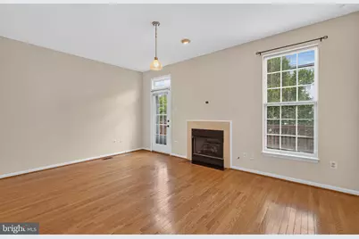 5950 Ians Way, Alexandria, VA 22315 - Photo 7