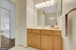 1511 North Point Dr, Reston, VA 20194 - Photo 31