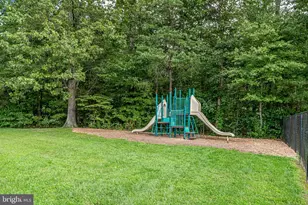 1511 North Point Dr, Reston, VA 20194 - Photo 41