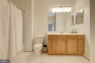 1511 North Point Dr, Reston, VA 20194 - Photo 23