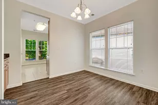 1511 North Point Dr, Reston, VA 20194 - Photo 9
