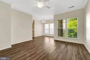 1511 North Point Dr, Reston, VA 20194 - Photo 5