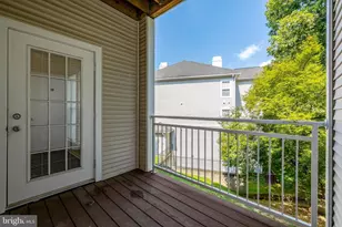 1511 North Point Dr, Reston, VA 20194 - Photo 35
