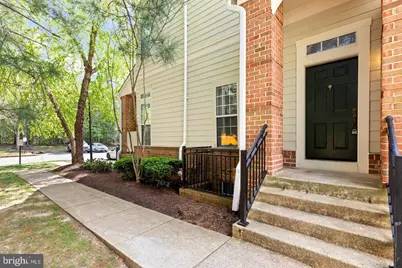 1318 Garden Wall Circle, Reston, VA 20194 - Photo 21