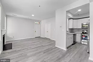 1318 Garden Wall Cir, Reston, VA 20194 - Photo 3