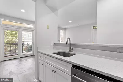 1318 Garden Wall Circle, Reston, VA 20194 - Photo 9