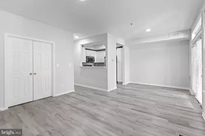 1318 Garden Wall Circle, Reston, VA 20194 - Photo 5