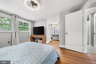 5300 Harbor Ct Dr W, Alexandria, VA 22315 - Photo 17