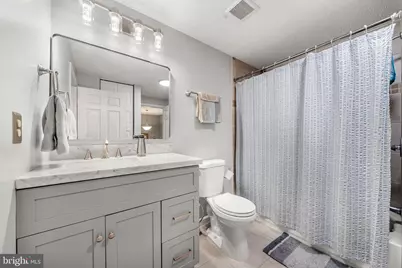 5300 Harbor Court Drive W, Alexandria, VA 22315 - Photo 19