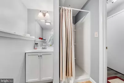 5300 Harbor Court Drive W, Alexandria, VA 22315 - Photo 27