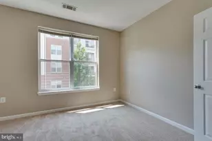 2765 Centerboro Dr, Vienna, VA 22181 - Photo 9