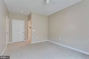 2765 Centerboro Dr, Vienna, VA 22181 - Photo 7
