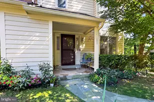 12500 N Lake Ct, Fairfax, VA 22033 - Photo 5