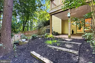 12500 N Lake Ct, Fairfax, VA 22033 - Photo 59