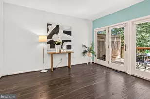 12500 N Lake Ct, Fairfax, VA 22033 - Photo 15