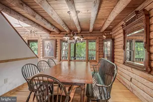 10898 Woodleaf Ln, Great Falls, VA 22066 - Photo 17