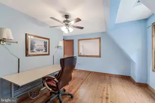 10898 Woodleaf Ln, Great Falls, VA 22066 - Photo 35