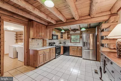10898 Woodleaf Lane, Great Falls, VA 22066 - Photo 21