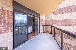 8370 Greensboro Dr, McLean, VA 22102 - Photo 3
