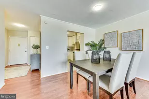 8370 Greensboro Dr, McLean, VA 22102 - Photo 5