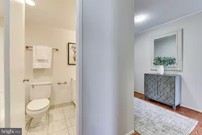 8370 Greensboro Drive #516, McLean, VA 22102 - Photo 11