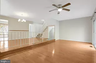 7416 Spring Tree Dr, Springfield, VA 22153 - Photo 7