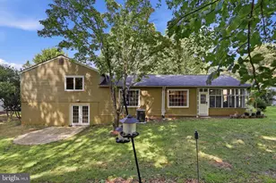 9641 Cinnamon Creek Dr, Vienna, VA 22182 - Photo 35