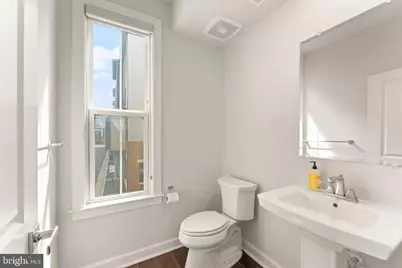 12994 Hattontown Square, Herndon, VA 20171 - Photo 29