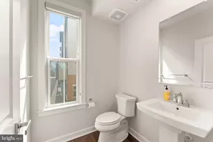 12994 Hattontown Square, Herndon, VA 20171 - Photo 29