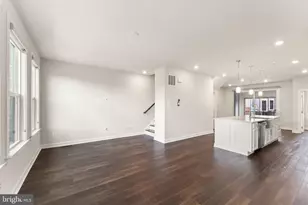 12994 Hattontown Square, Herndon, VA 20171 - Photo 17