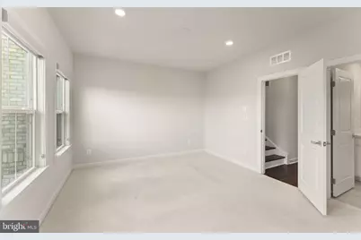 12994 Hattontown Square, Herndon, VA 20171 - Photo 39