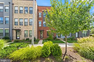 12994 Hattontown Square, Herndon, VA 20171 - Photo 3