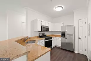 1704 Lake Shore Crest Dr, Reston, VA 20190 - Photo 15