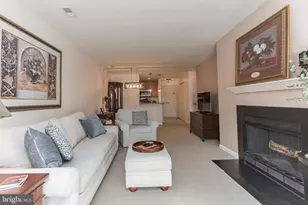 10300 Appalachian Cir, Oakton, VA 22124 - Photo 3